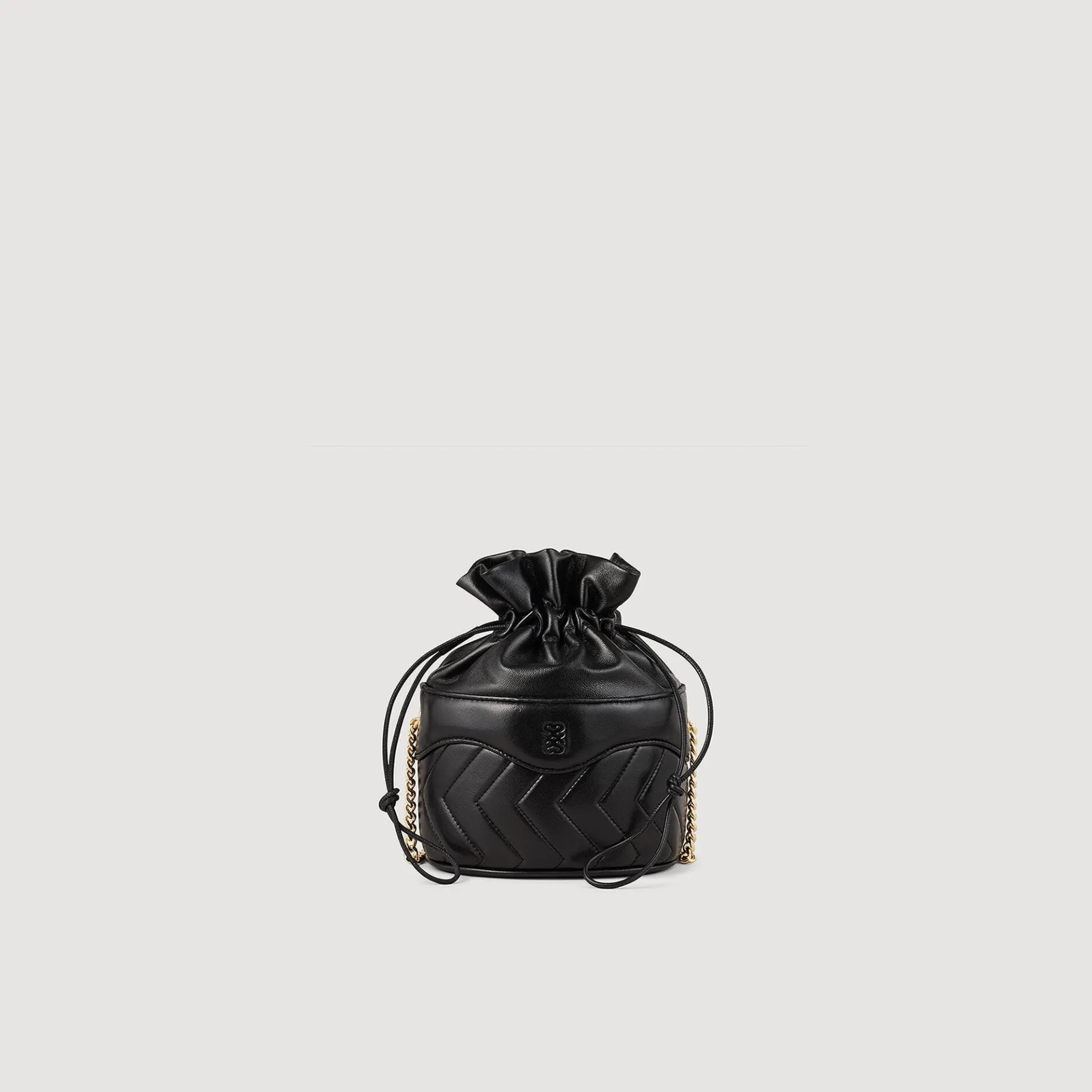 Shop SANDRO Sac Seau Le Bonbon En Cuir Matelassé Noir